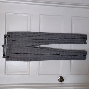 Hybrid & Company Womens Pants Size S Plaid Prints